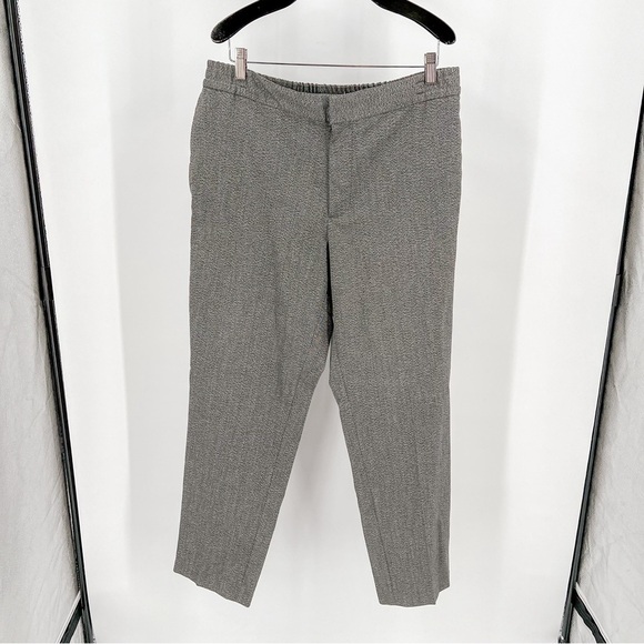 Banana Republic Men’s Gray Dress Pants - Picture 2 of 6